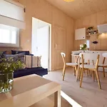 Pogodne Lodge *