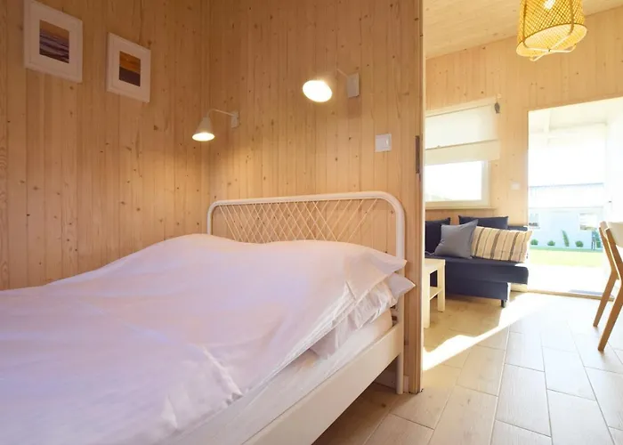 Pogodne Деревянный коттедж